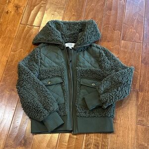 FRYE AND CO. Olive Quilted Jacket with Sherpa Lining